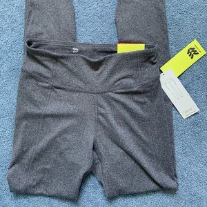 Womean's Contour Simplicity Mid-Rise Leggings